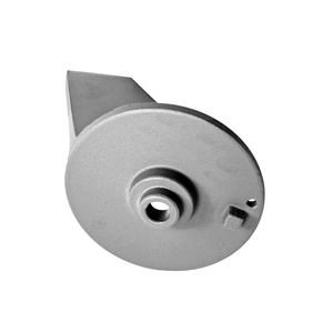 Anodo pinna Suzuki 70HP in zinco grigio, forma circolare con foro centrale e aletta superiore | Onautica