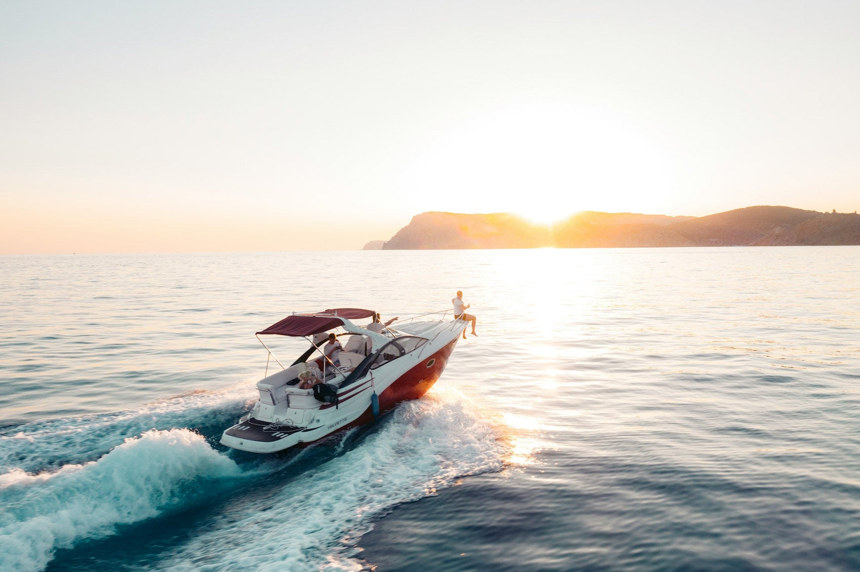 pulizia della barca in vacanza