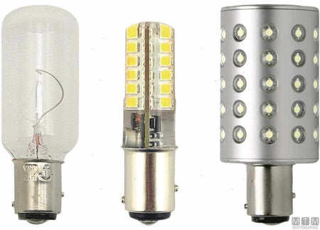 Confronto lampadine per fanale nautico: incandescente trasparente, LED SMD e LED con corpo silver | Onautica