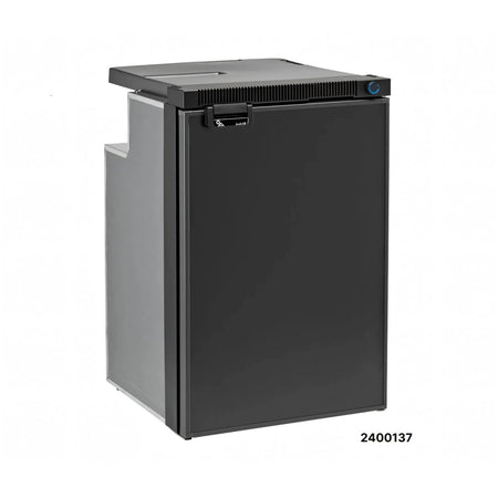Frigorifero Isotherm Total Black, porta aperta con led interno