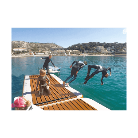 {{ title }} - Onautica