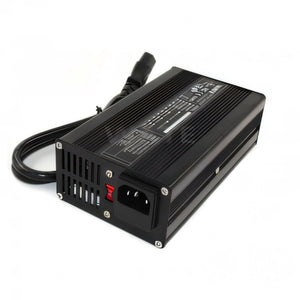 Caricabatteria SH Lithium per Batterie al Litio 12V 24V 36V - SH Lithium