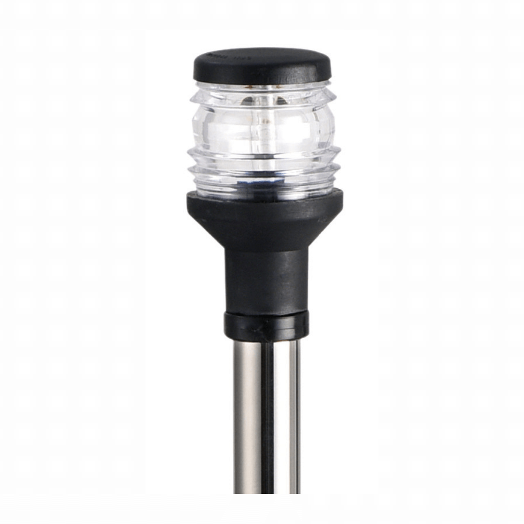 Fanale di via 360° su asta inox con luce bianca e corpo nero, visione ravvicinata | Onautica
