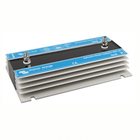 Isolatore galvanico Victron VDI-16 con alette di raffreddamento in alluminio e morsetti metallici | Onautica