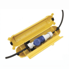 Protezione Electro Safe gialla aperta con connettore blu e bianco, custodia impermeabile per cavi elettrici | Onautica