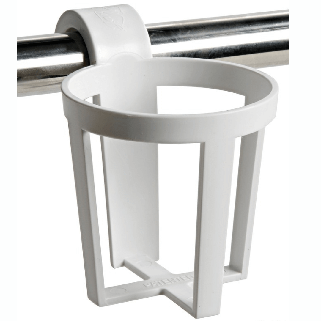 {{ title }} - Onautica