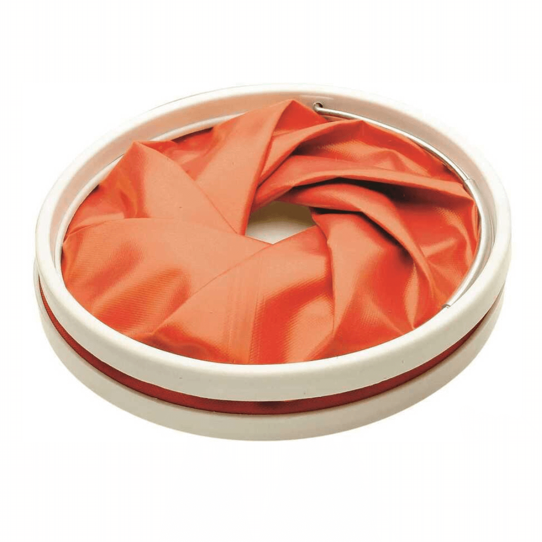 {{ title }} - Onautica