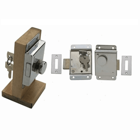 {{ title }} - Onautica