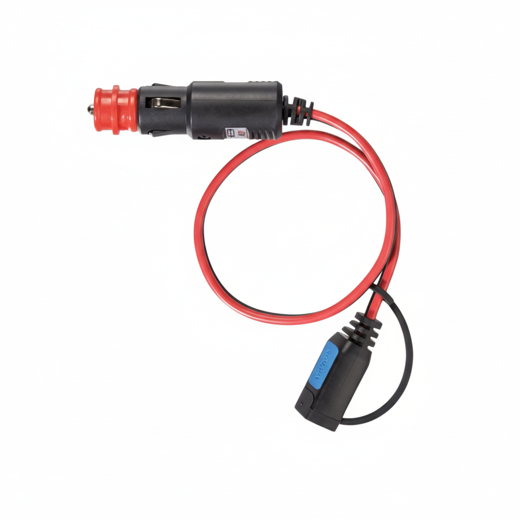 Gamma di cavetti e connettori originali Victron per caricabatterie BlueSmart IP65: occhielli M6, presa accendisigari e pinze professionali. accendisigari