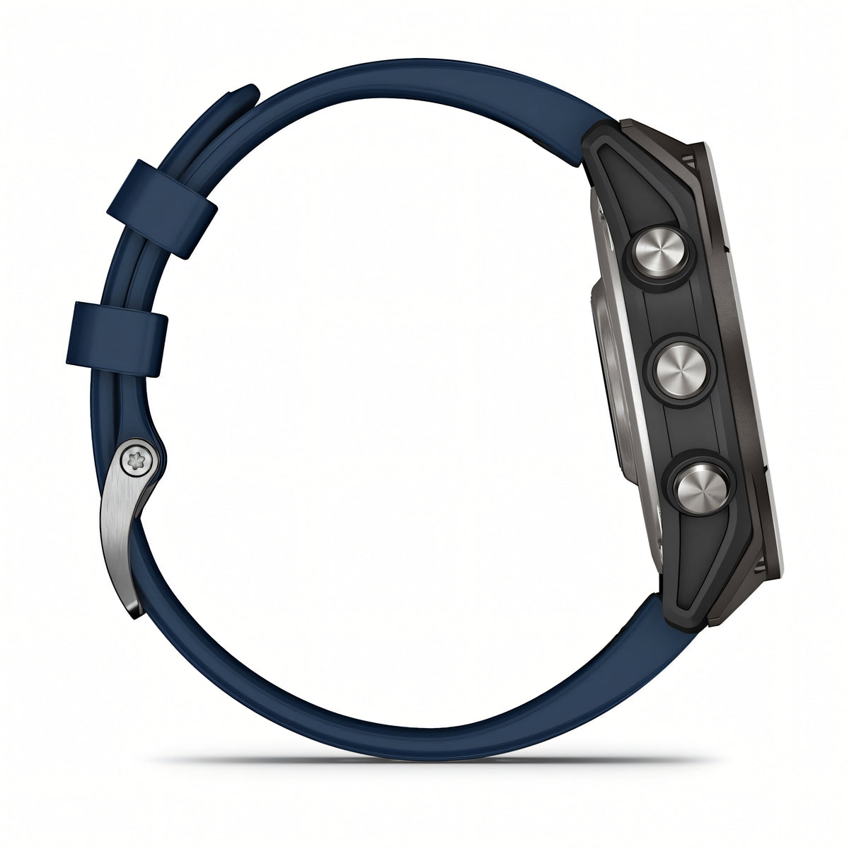 Garmin quatix 8 AMOLED dettaglio cinturino e sensori polso