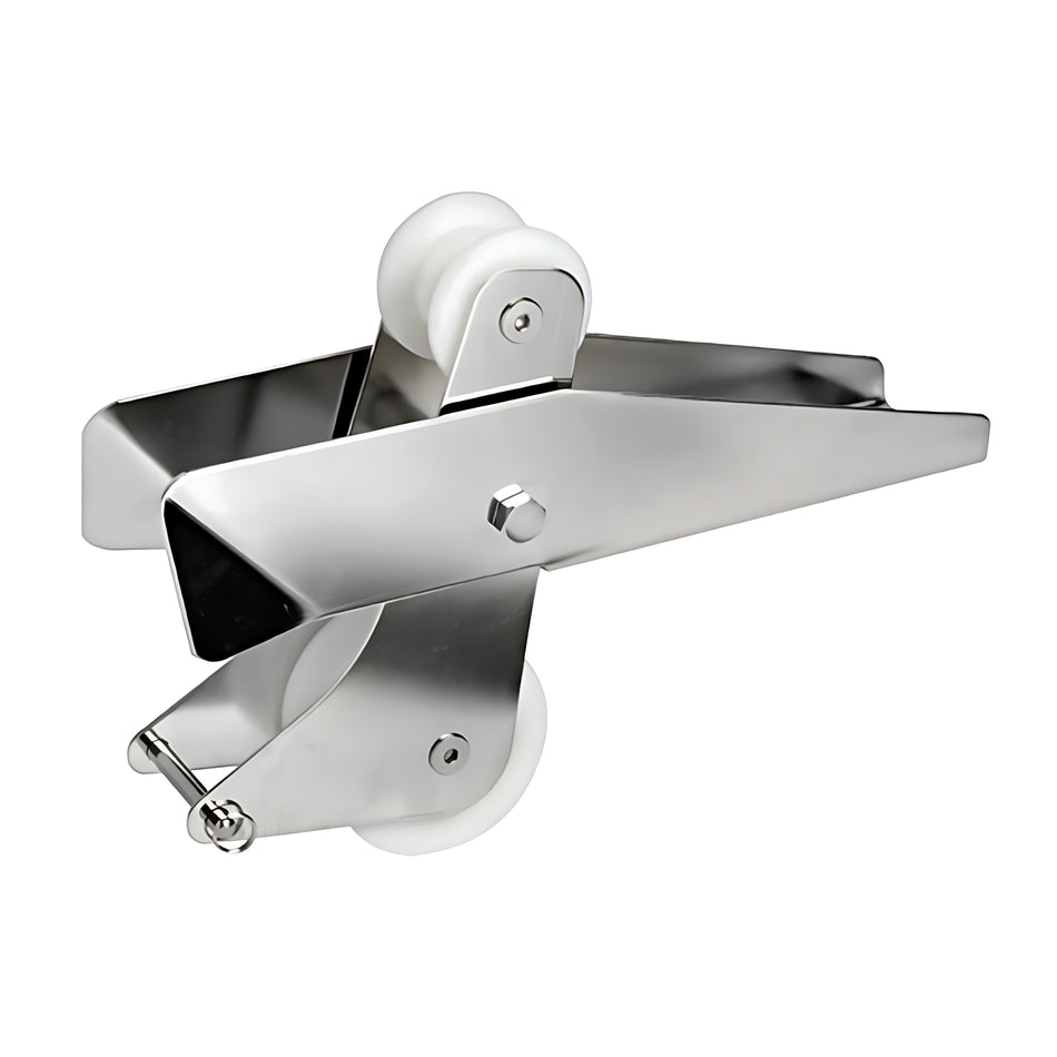 Musone di prua a bascula in acciaio inox AISI 316 con puleggia in nylon e spina di sicurezza, ideale per ancore fino a 14 kg.