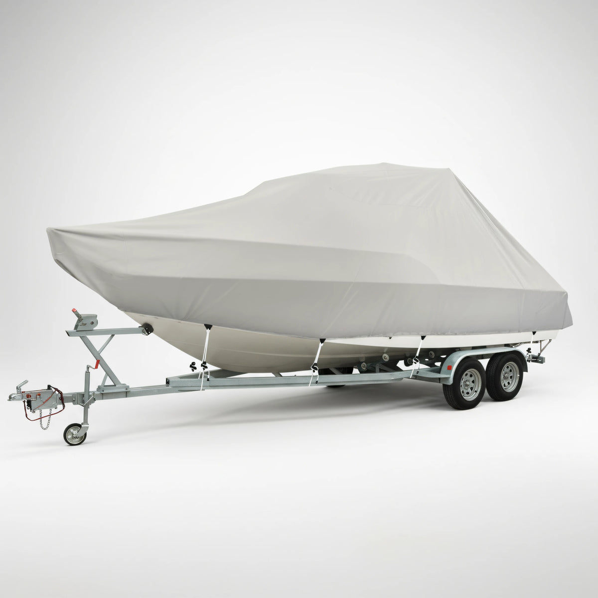 Telo copribarca Jumbo Oceansouth grigio montato su barca con T-Top ferma sul carrello | Onautica
