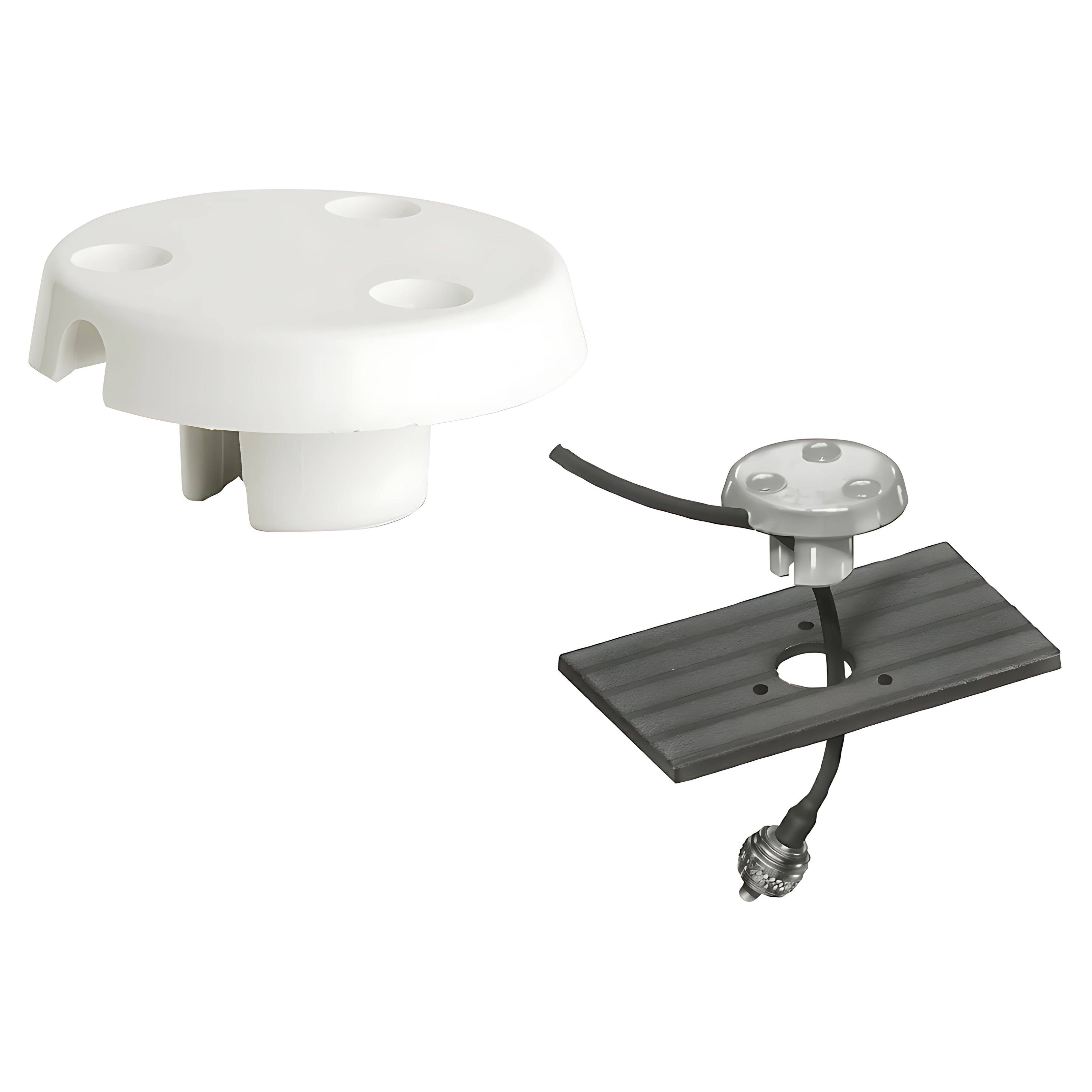 Passacavo stagno Glomex RA140 in nylon bianco per il passaggio di uno o due cavi coassiali VHF su imbarcazioni. Foro di montaggio 25 mm.