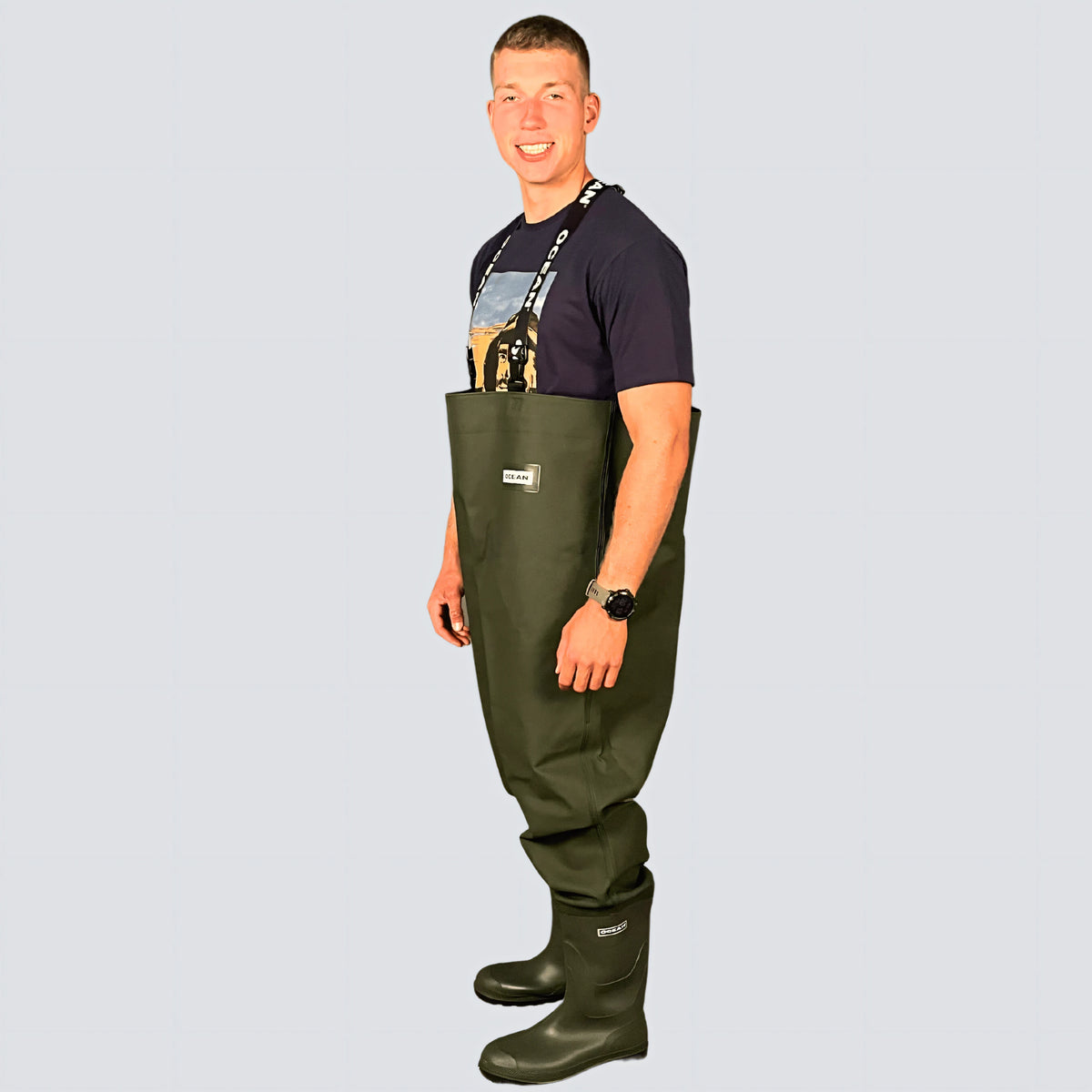 Scafandro OCEAN Original Waders verde in PVC con stivali integrati, vista laterale