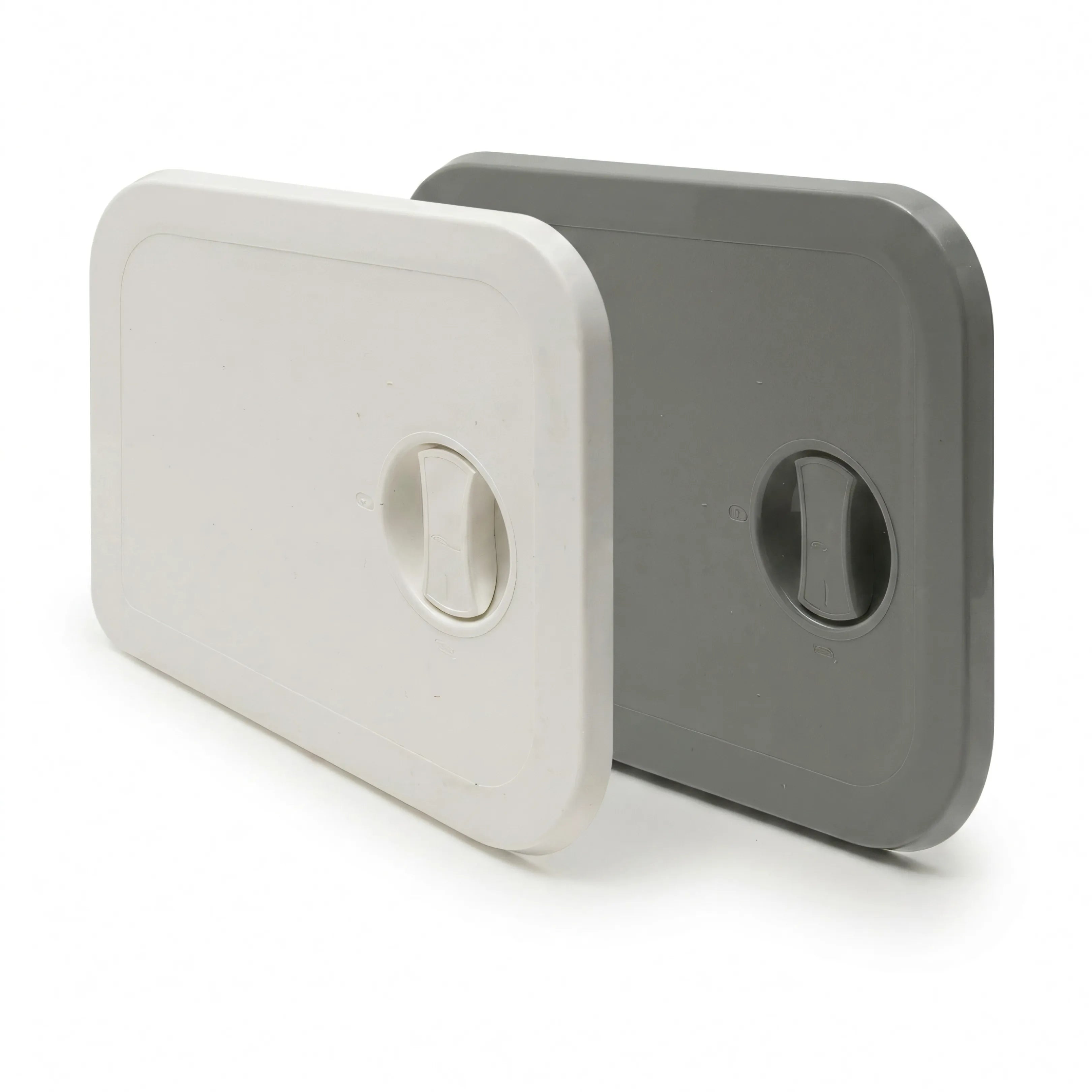 Sportello calpestabile ABS dettaglio maniglia versioni bianco e grigio