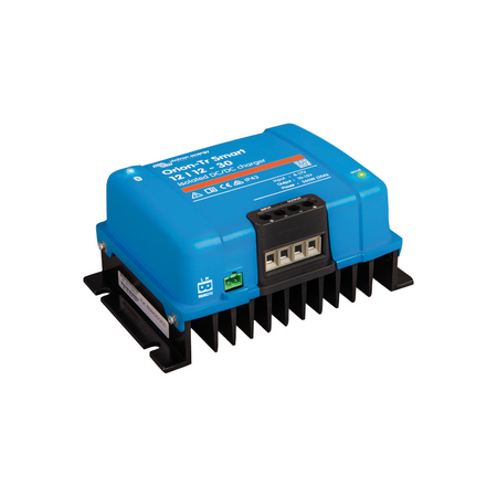 Convertitore DC-DC Victron Orion-Tr Smart con isolamento galvanico e Bluetooth integrato, ideale per stabilizzare la tensione o caricare batterie di bordo.